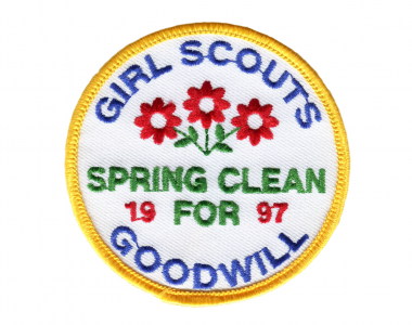 girl scouts 1997 badge.png